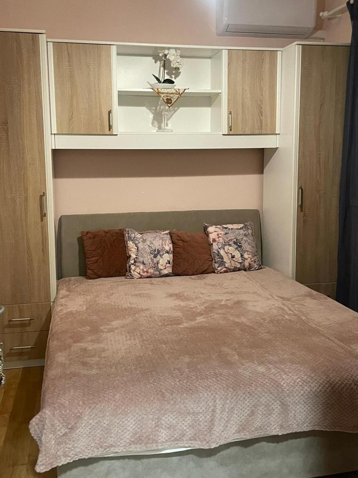 Apartament Piko *