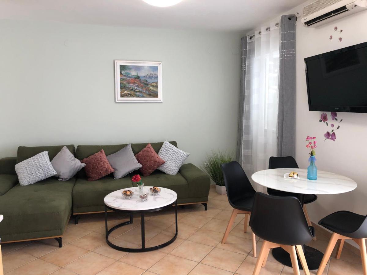 Piko Apartment *