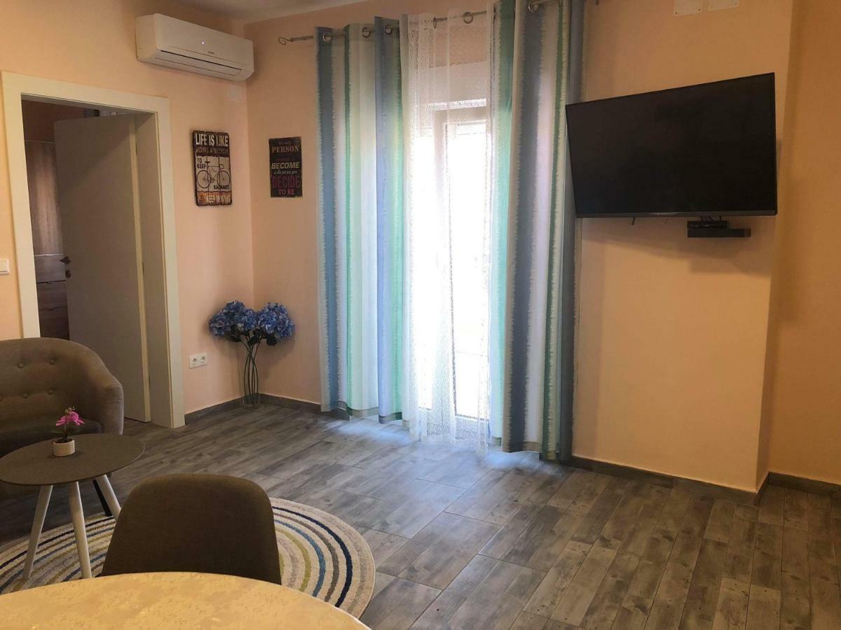 Apartment Piko *